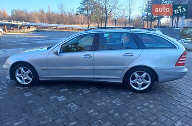 Універсал Mercedes-Benz C-Class 2004 в Рівному