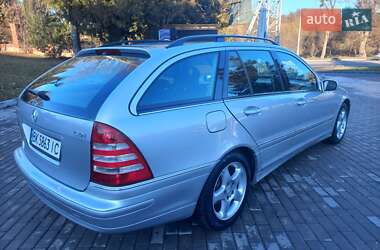 Універсал Mercedes-Benz C-Class 2004 в Рівному