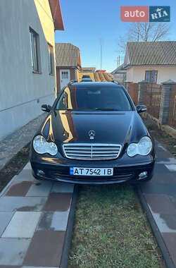 Универсал Mercedes-Benz C-Class 2005 в 