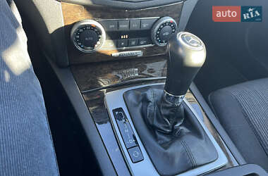 Универсал Mercedes-Benz C-Class 2010 в 