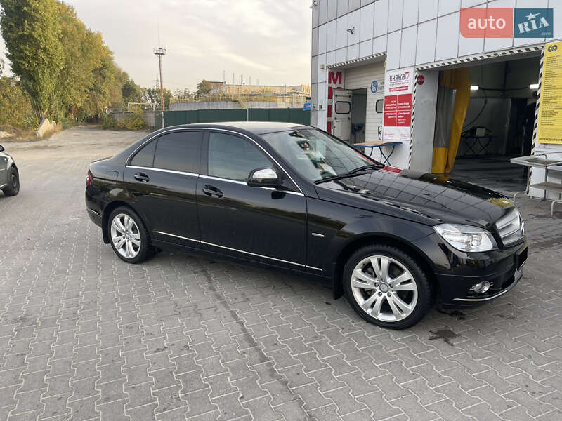 Седан Mercedes-Benz C-Class 2007 в Києві