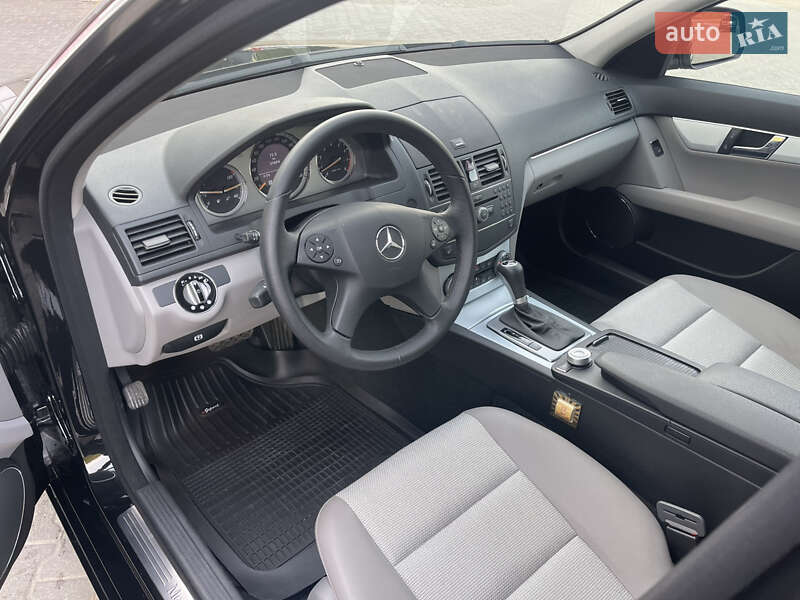 Седан Mercedes-Benz C-Class 2007 в Києві