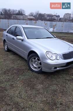Седан Mercedes-Benz C-Class 2004 в 