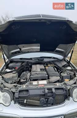 Седан Mercedes-Benz C-Class 2004 в 