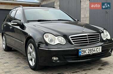 Універсал Mercedes-Benz C-Class 2006 в Березному