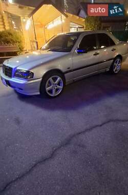 Седан Mercedes-Benz C-Class 1998 в 