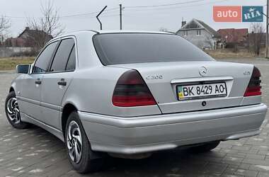 Седан Mercedes-Benz C-Class 2000 в Рівному