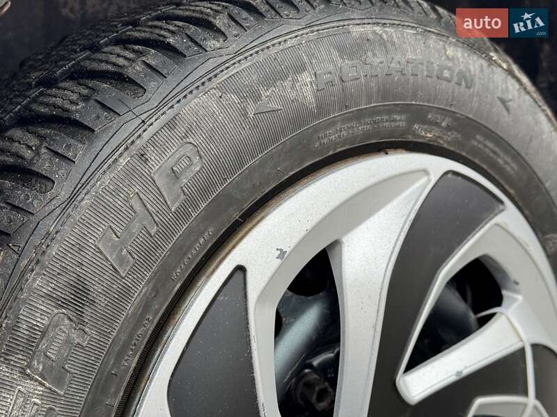 Седан Mercedes-Benz C-Class 2000 в Ровно