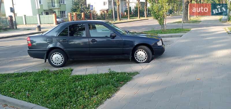 Седан Mercedes-Benz C-Class 1996 в Львове фото 2 Седан Mercedes-Benz C-Class 1996 в Львове