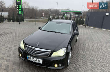 Універсал Mercedes-Benz C-Class 2012 в Полтаві