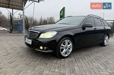 Універсал Mercedes-Benz C-Class 2012 в Полтаві