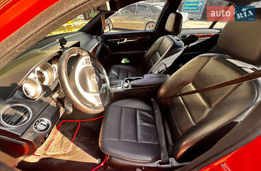 Седан Mercedes-Benz C-Class 2011 в 