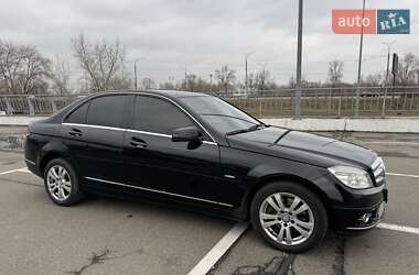 Седан Mercedes-Benz C-Class 2009 в Киеве