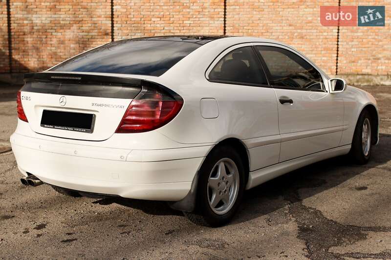 Купе Mercedes-Benz C-Class 2004 в Мукачевому