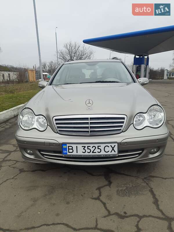Універсал Mercedes-Benz C-Class 2006 в Лохвиці