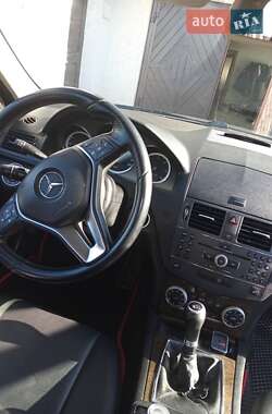 Универсал Mercedes-Benz C-Class 2010 в 