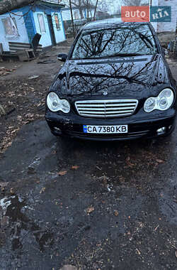 Седан Mercedes-Benz C-Class 2005 в Черкассах