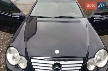 Купе Mercedes-Benz C-Class 2004 в Тернополі