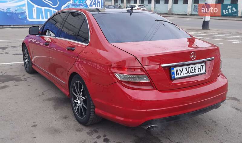Седан Mercedes-Benz C-Class 2007 в Житомире