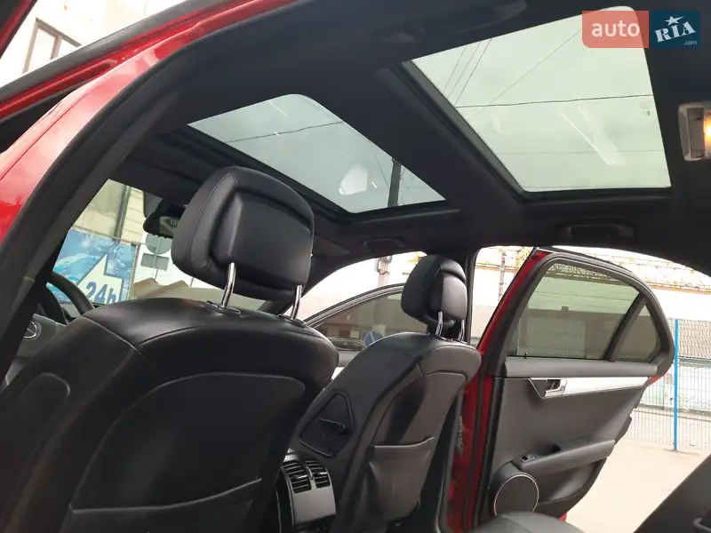 Седан Mercedes-Benz C-Class 2007 в 