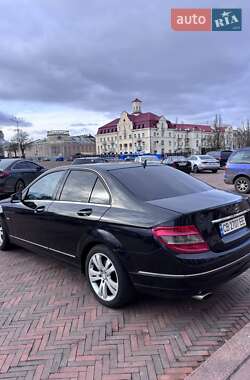 Седан Mercedes-Benz C-Class 2010 в Чернигове