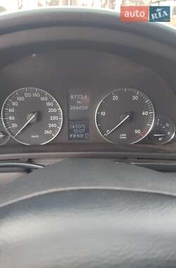 Седан Mercedes-Benz C-Class 2003 в 