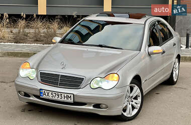 Седан Mercedes-Benz C-Class 2002 в Черкасах