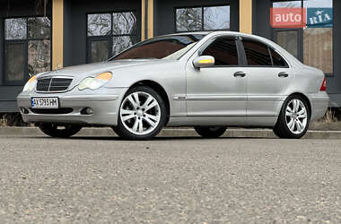 Седан Mercedes-Benz C-Class 2002 в Черкасах