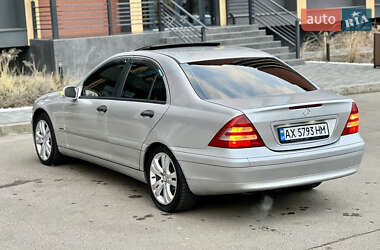 Седан Mercedes-Benz C-Class 2002 в Черкасах