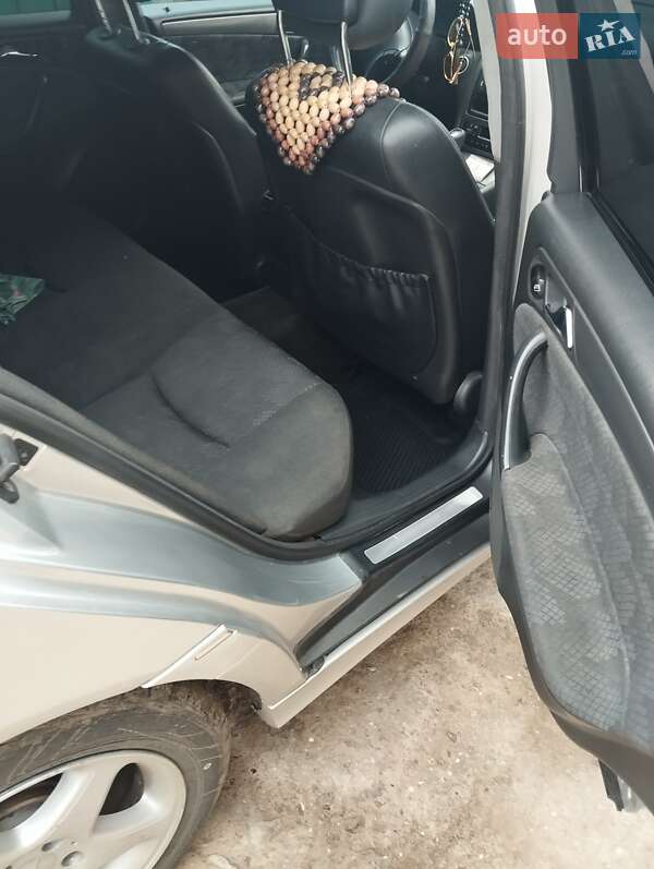Седан Mercedes-Benz C-Class 2001 в Измаиле