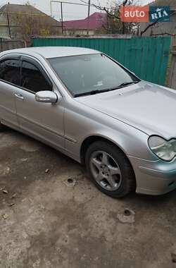 Седан Mercedes-Benz C-Class 2001 в 