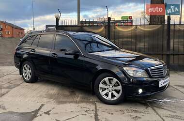 Універсал Mercedes-Benz C-Class 2010 в Києві