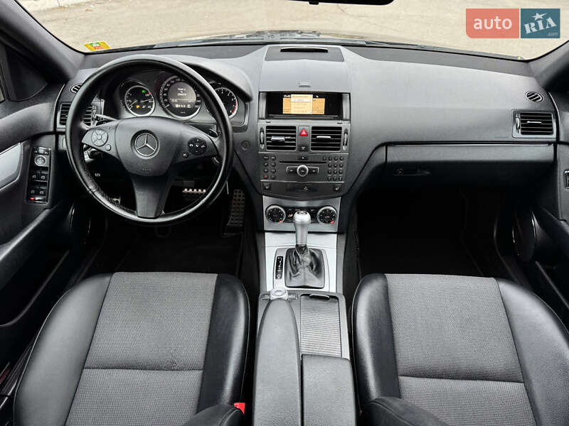 Универсал Mercedes-Benz C-Class 2010 в Киеве фото 16 Универсал Mercedes-Benz C-Class 2010 в Киеве