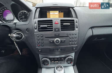 Универсал Mercedes-Benz C-Class 2010 в 