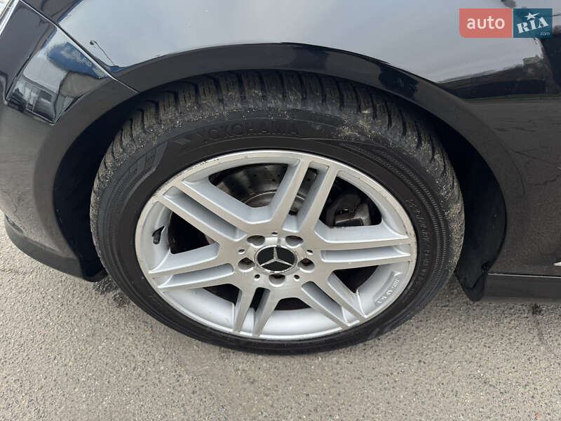 Универсал Mercedes-Benz C-Class 2010 в Киеве фото 42 Универсал Mercedes-Benz C-Class 2010 в Киеве
