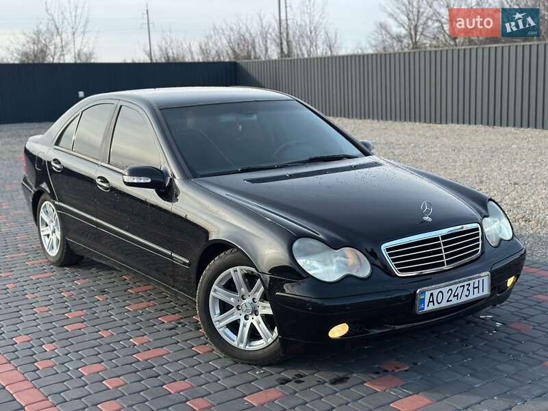 Седан Mercedes-Benz C-Class 2003 в Берегово