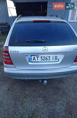Универсал Mercedes-Benz C-Class 2002 в 