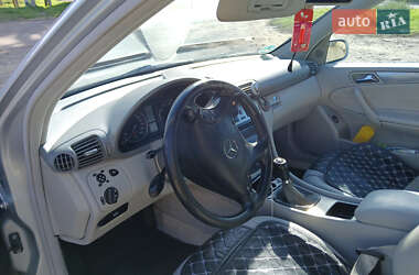 Седан Mercedes-Benz C-Class 2005 в 