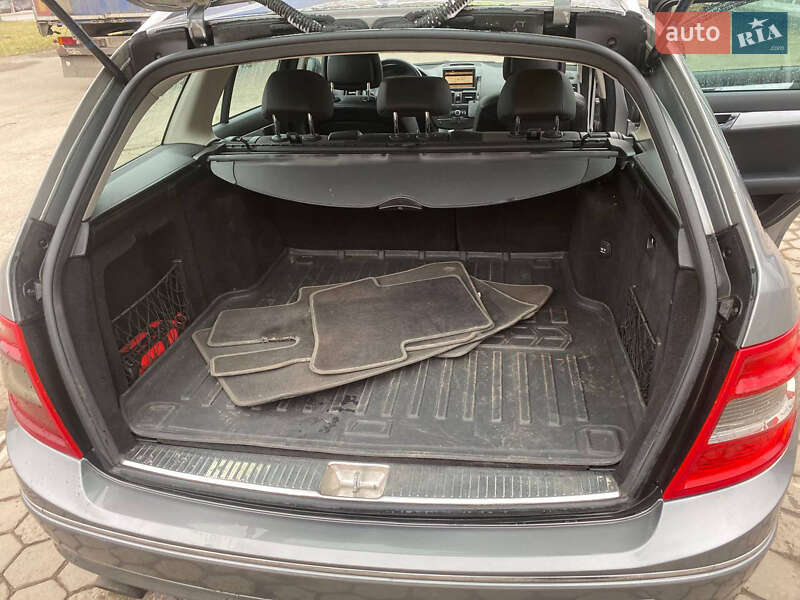 Універсал Mercedes-Benz C-Class 2008 в Гнівані