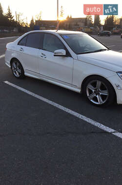 Седан Mercedes-Benz C-Class 2010 в 