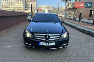 Седан Mercedes-Benz C-Class 2010 в Чернівцях