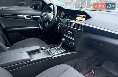 Універсал Mercedes-Benz C-Class 2012 в Полтаві