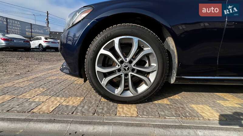 Седан Mercedes-Benz C-Class 2017 в Львове