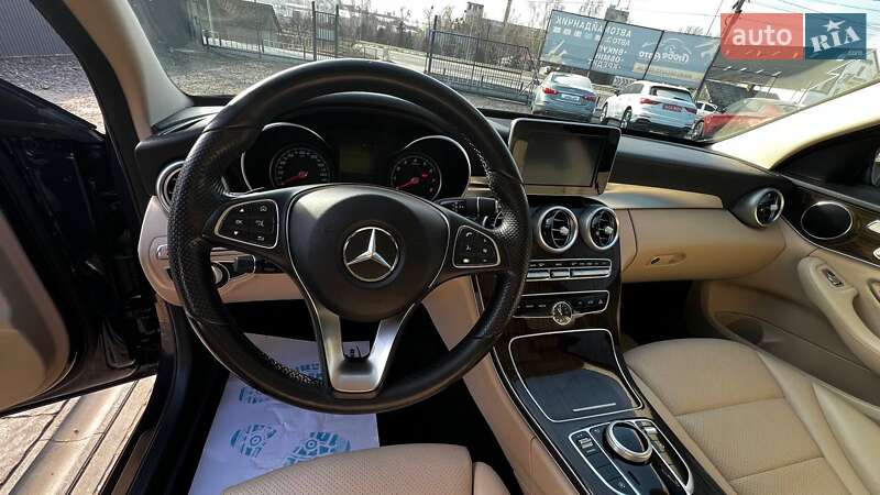 Седан Mercedes-Benz C-Class 2017 в Львове