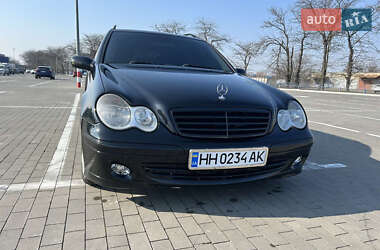 Универсал Mercedes-Benz C-Class 2006 в 