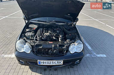 Универсал Mercedes-Benz C-Class 2006 в 