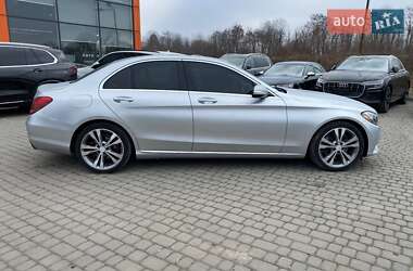 Седан Mercedes-Benz C-Class 2015 в Львові