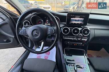 Седан Mercedes-Benz C-Class 2017 в 