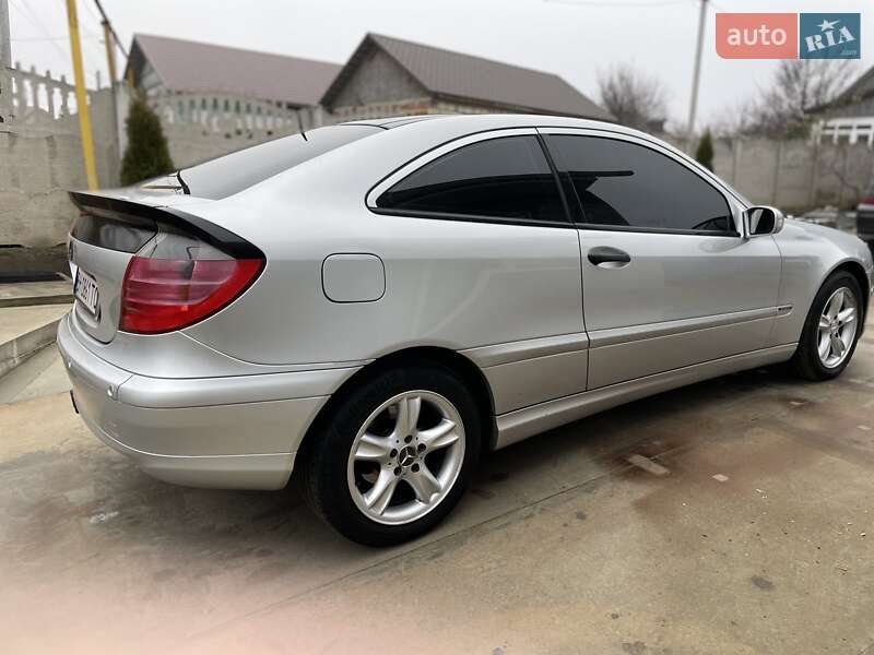 Купе Mercedes-Benz C-Class 2003 в Первомайске