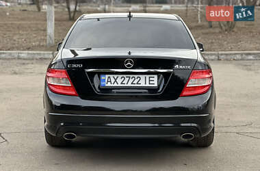 Седан Mercedes-Benz C-Class 2010 в 